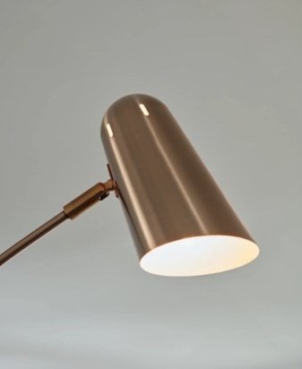 Изображение Металлическая напольная лампа серии Colldale, Картинка 3
